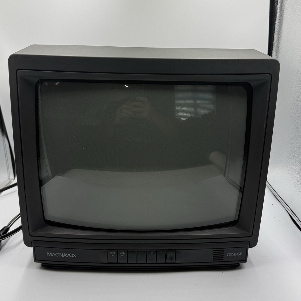 Vintage Magnavox PR1310 C122 13" TV Retro Gaming TV TESTED & WORKING